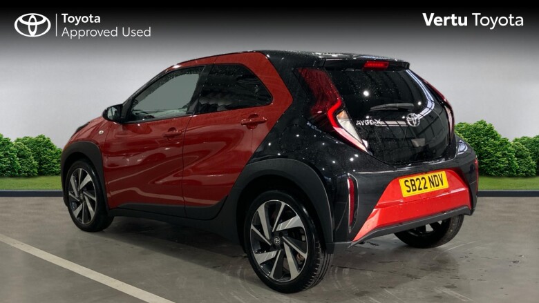 Toyota Aygo X 1.0 VVT-i Edge 5dr Petrol Hatchback